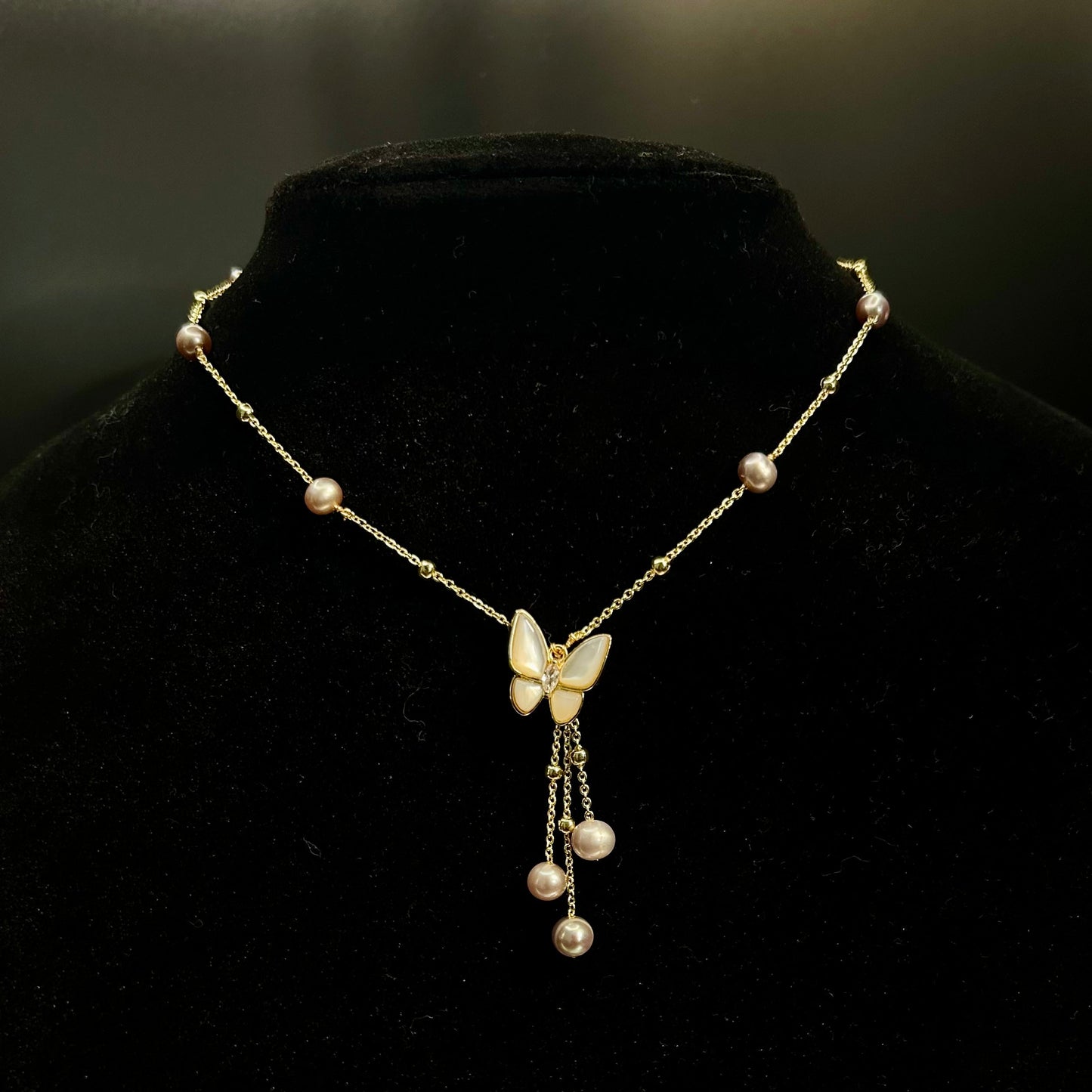 Pearl Pendant Chain Necklace
