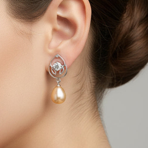 Pearl drop Earring